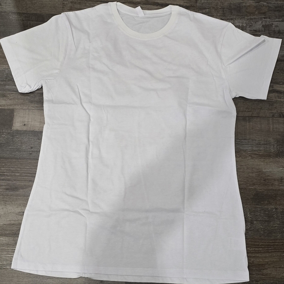 New Men's size large graphic t-shirt - Picture 4 of 4